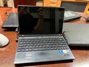 Gigabyte 10.1 inch Laptop for spares